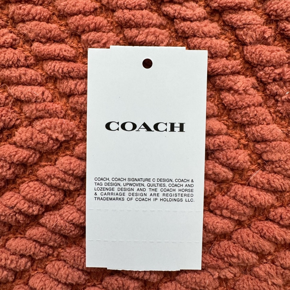 Coach Cream Leather Wristlet/Zip Pouch - New with Tag - Picture 9 of 11